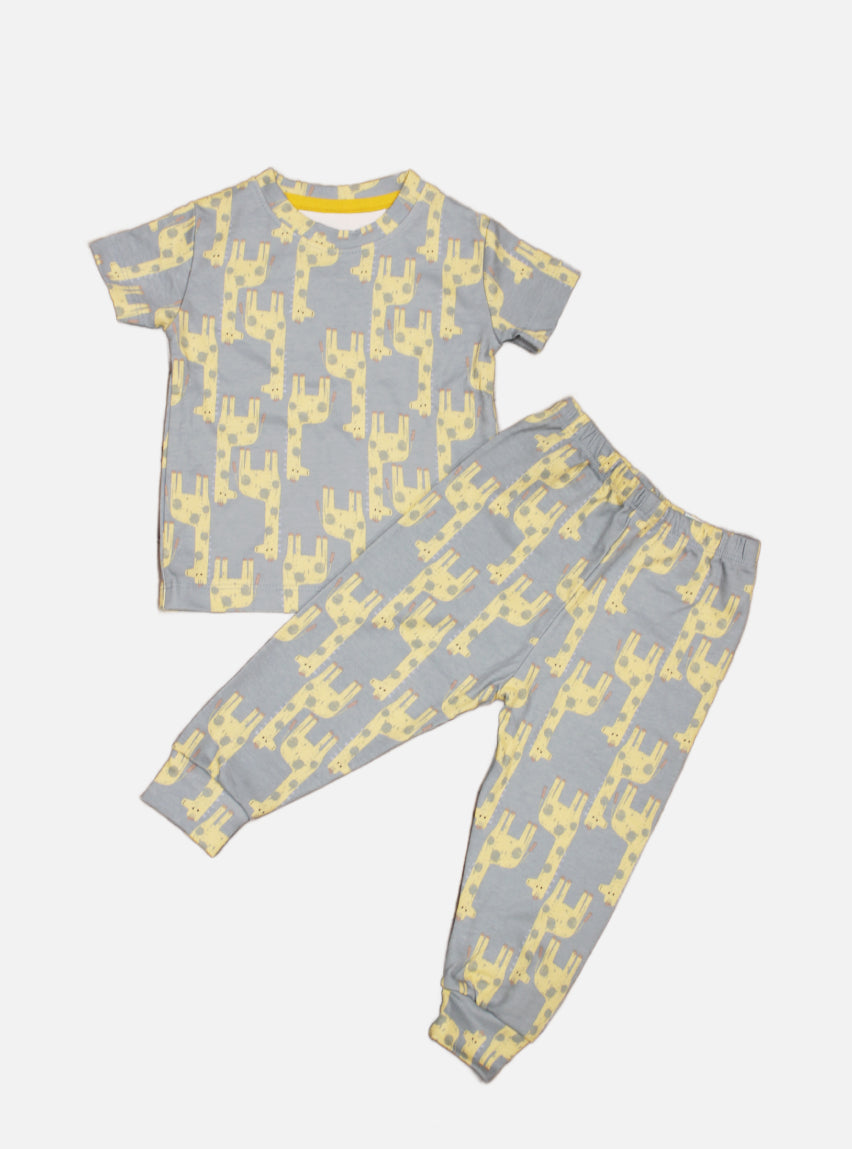 Kids T-Shirt Pant Set - Dust Gray Base Giraffe
