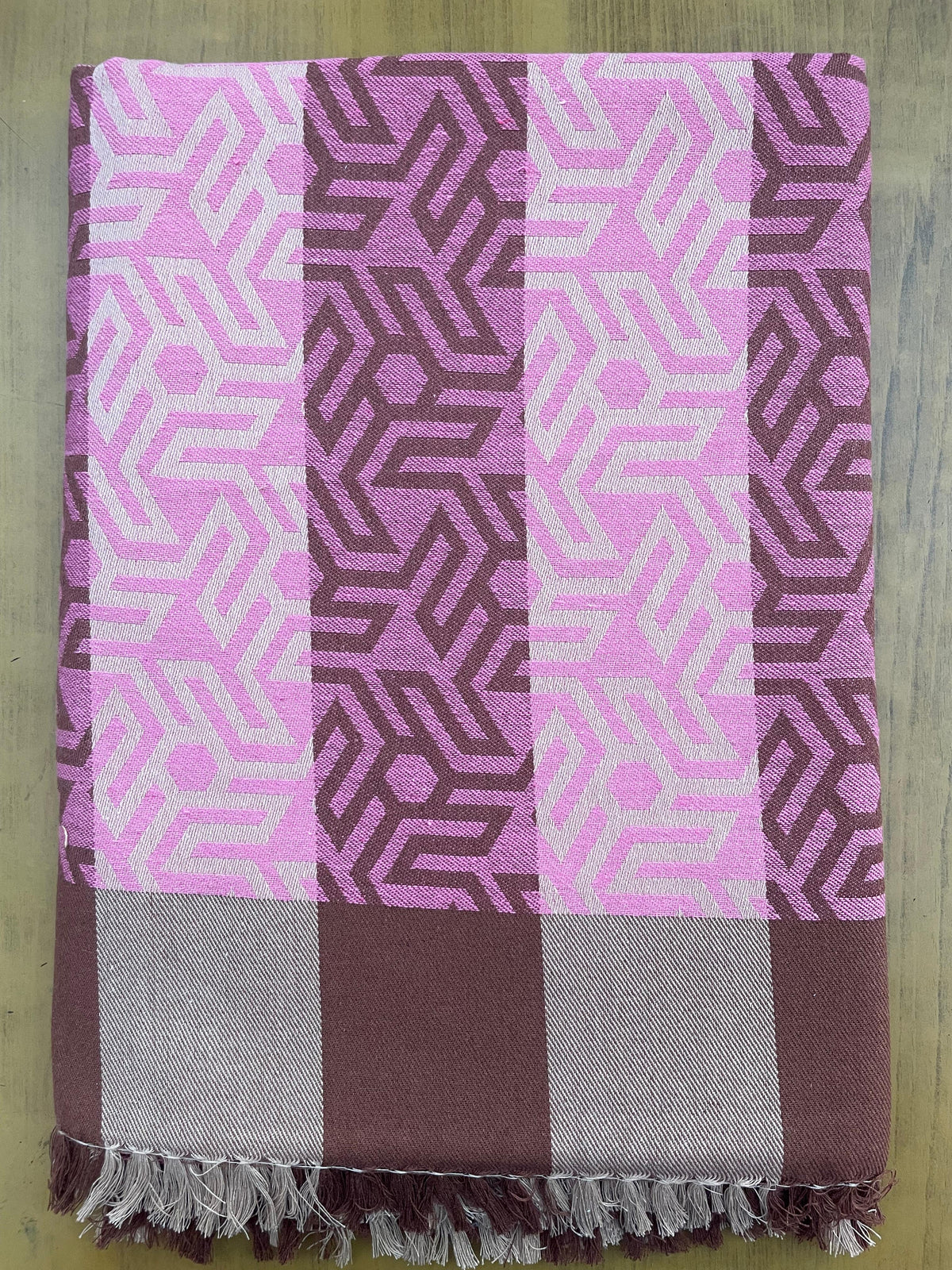 Pink Brown Geometric Print Jacquard Blankets